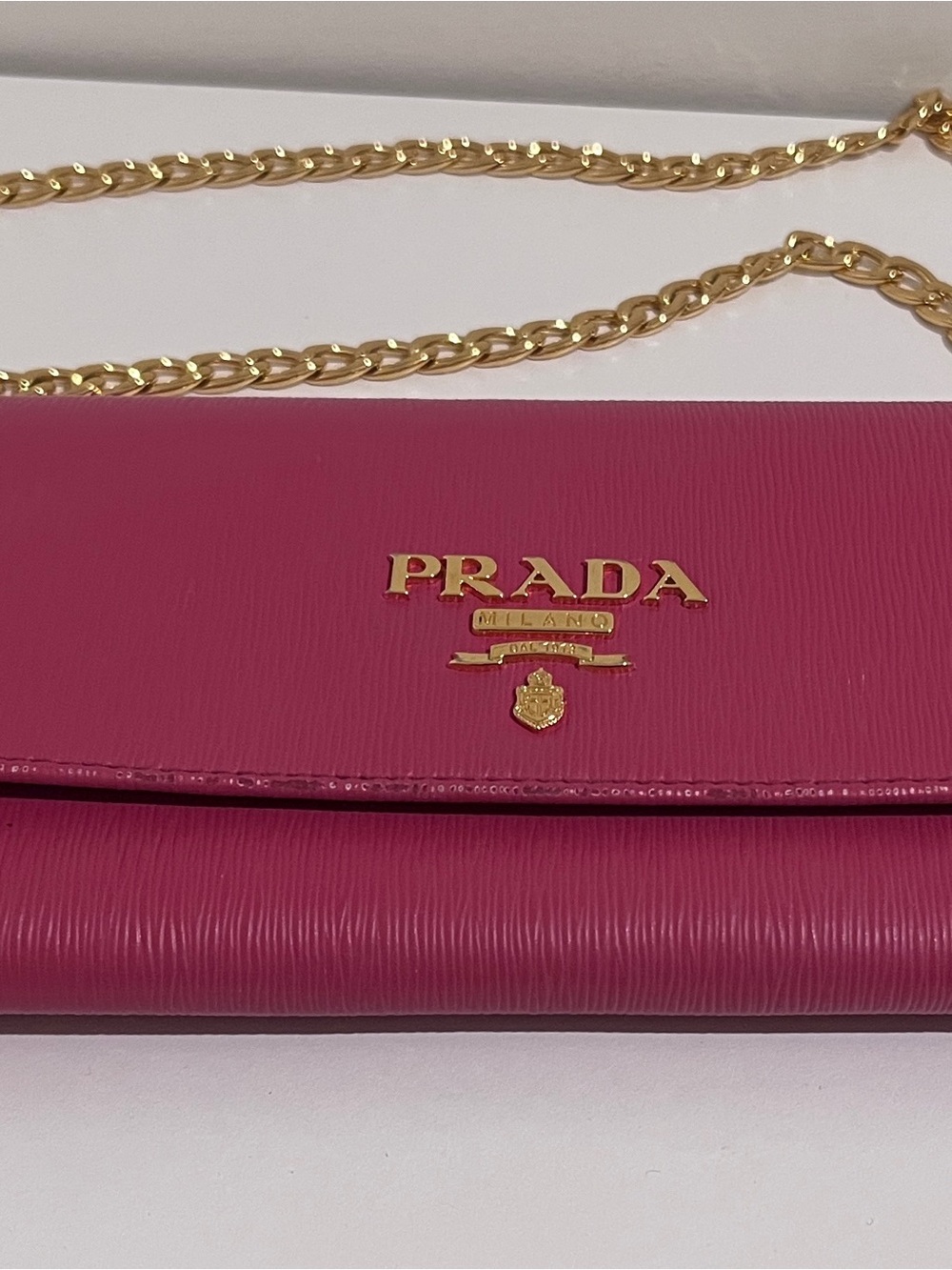 Prada Vitello Wallet on Chain - Picture 5 of 5